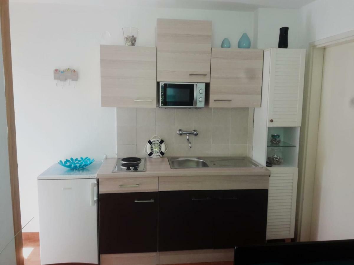 Apartman Barbara Cres Exteriér fotografie